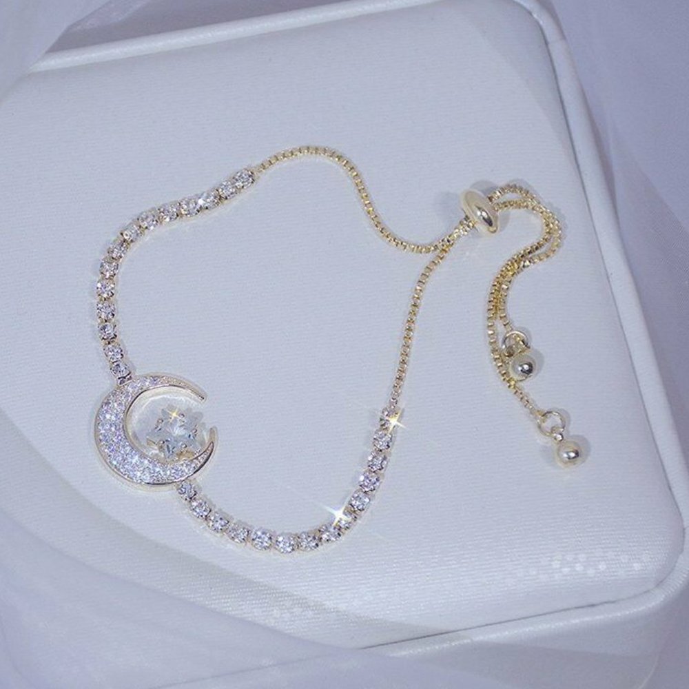 18k Gold Diamond Moon & Star Tennis Bracelet